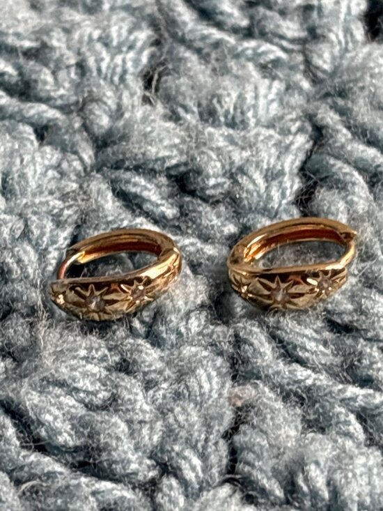 Jewelry - Tiny Goldtone Hoop Earrings Clear Rhinestone Stars 0.5 inch